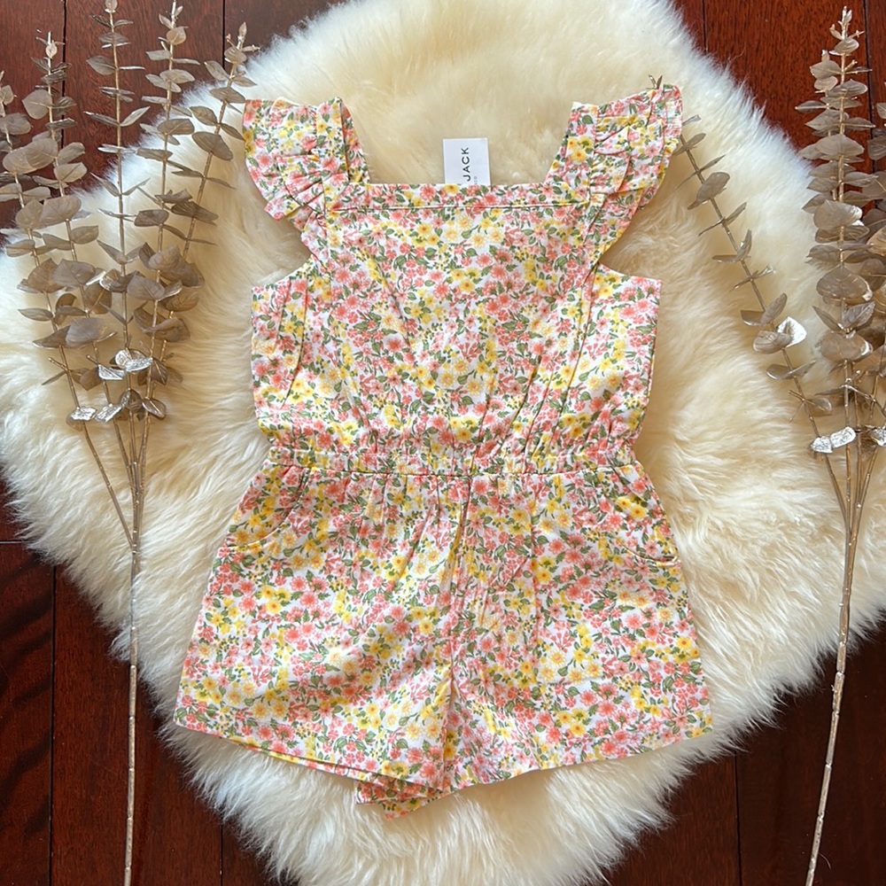 NWT Janie and Jack peach yellow floral shorts romper girls with pockets!